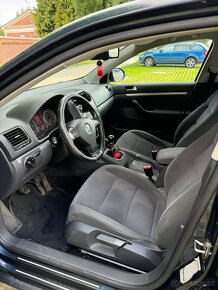 Volkswagen Jetta 2.0 TDI - 11