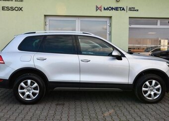 Volkswagen Touareg 3.0TDi V6 176kW 4M K360°VZDUCH - 11