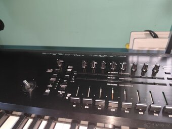 Korg Kronos 2 88 - 11