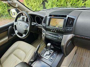 Toyota Land Cruiser 200 V8 4.5 D4-D,ČR,2.Majitel,Serviska,Ta - 11