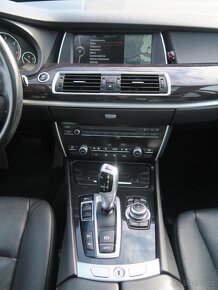 BMW 530 3.0 xDrive 530d Gran Turismo - 11