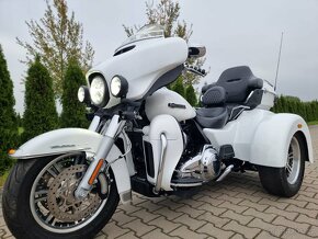 Harley- Davidson Tri Glide Ultra Classic - 11