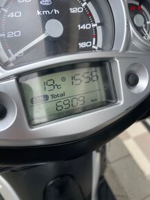 Yamaha X-city 250 rok 2010 pouze 6909 km  - 11