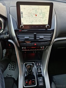 Mitsubishi Eclipse Cross, 2.4 PHEV 4x4 odpočet DPH - 11