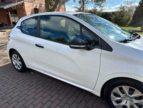 Peugeot 208 1.4Hdi  50kw - 11