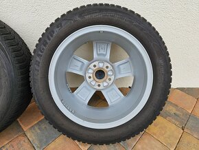 Originální zimní sada Škoda Octavia III s pneu Goodyear UG9 - 11