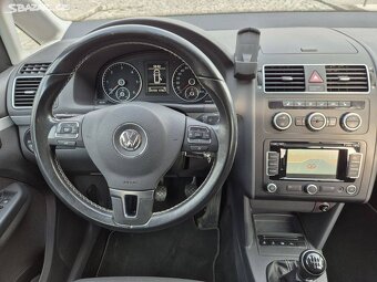 Touran 2.0TDI 103kW Cup,7 míst,2014,1.maj.serviska,navi - 11