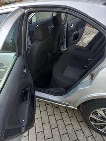 Ford Mondeo 1.8 16V   Rok.výroby 2002 Servisní knížka - 11