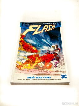 Flash (Znovuzrození DC)1–6 + Batman/Flash:Odznak TOP stav - 11