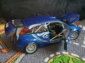 Ford Focus wrc 1:18 rally Autoart test car,detailní - 11