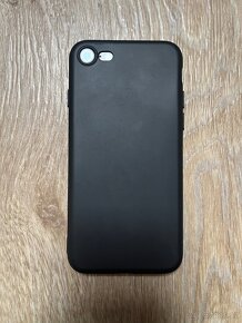 Apple iPhone 8 64GB Černý - 11