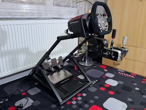 Thrustmaster závodní sim - 11