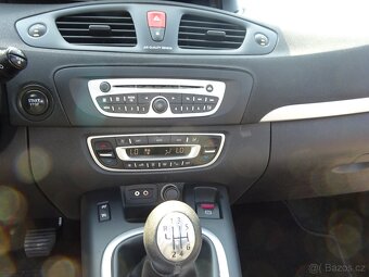 Renault Scénic 1,5 DCI - 11