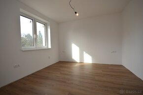 Prodej rodinného domu 102 m2, pozemek 843 m2, Horní Tošanovi - 11