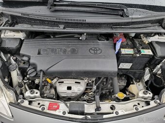 Toyota Verso S 1.3 vvti 73kw 2011 TOP STAV - 11