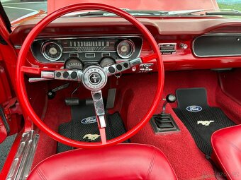 1964 1/2 Ford Mustang Cabriolet - 11