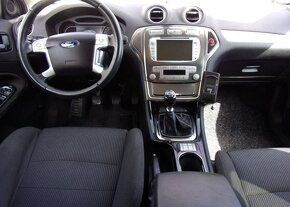 Ford Mondeo 2,0TDCi Titanium nafta manuál 103 kw - 11