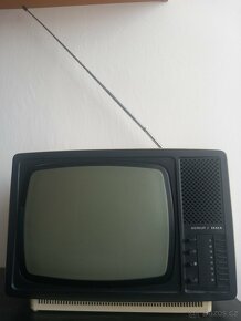 Retro televize Merkur 2 Tesla - 11