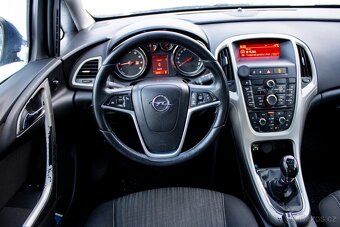 Opel Astra - 11