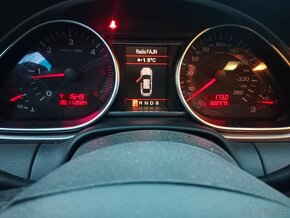 Audi Q7 3.0 TDI 171 kW Quattro po kompletním servisu - 11