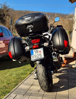 Suzuki DL650 V-STROM - 11