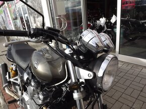 Yamaha XJR 1300 - 11