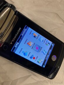 Motorola Razr2 V8, nova aku - 11