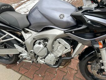 Yamaha FZ6 Fazer 2005 - 11