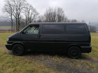 VOLKSWAGEN T4 CARAVELLE 2.5TDi 118KW 8.MÍST R.V.2002 - 11