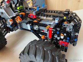 LEGO Technic 42099, 4x4 X-Treme offroad - 11