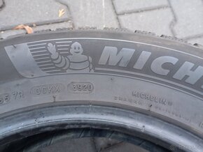 205/60/16 zimní pneu michelin - 11