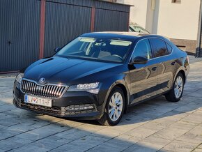 Škoda Superb 3, 2.0 TDi, 7/2023, DSG,1.majitel - 11