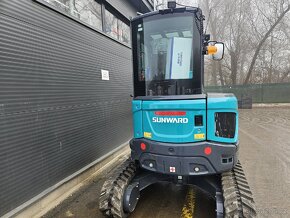 RYPADLO BAGR PÁSOVÝ 4000KG SUNWARD KUBOTA - 11