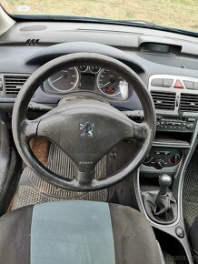 PEUGEOT 307 DIESEL 1.4HDi NOVÉ V ČR 2.MAJITEL NÍZKÉ KM - 11