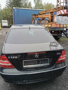 Mercedes c220 - 11