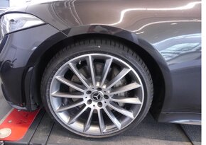 Mercedes-Benz CLS 400d AMG Line 4Matic - 11