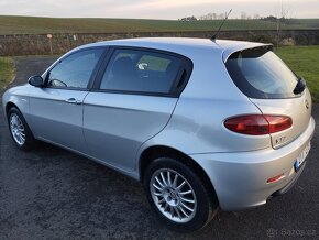 Prodám Alfa Romeo 147 r.v.2007 1.9JTD 88Kw bez koroze - 11