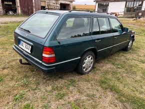 Prodám Mercedes Benz W 124 E220 kombi automat 186.000 km - 11