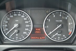 BMW Řada 3 330i Steptronic XEN NAVI - 11