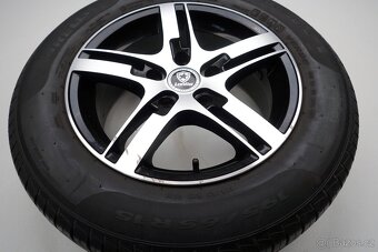 Toyota Auris - 15" alu kola - Letní pneu - 11