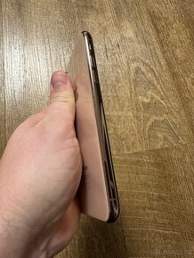 iPhone Xs 256GB zlatý - 11