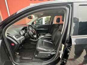 Fiat Freemont 2.0 Multijet Lounge 4WD - 11