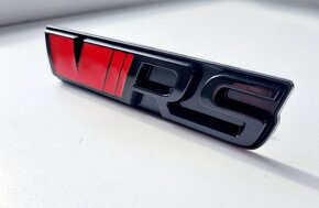 SKODA VRS LOGO RS NAPIS - 11