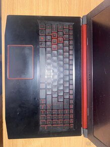 Acer Nitro 5 - 11