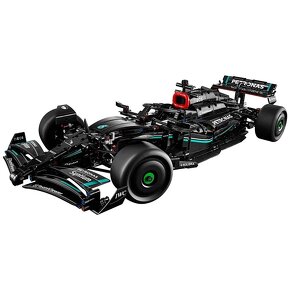 Stavebnice F1 Mercedes W14 - 11