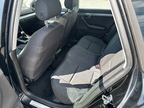 AUDI A4 2,5 TDI - MANUAL - 11