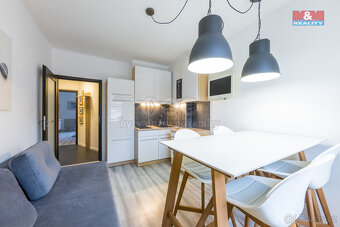 Pronájem bytu 2+kk, 37 m², Karlovy Vary, ul. Kvapilova - 11