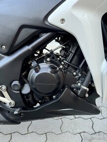 Honda CBR 250r - 11