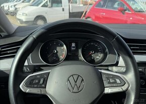 Volkswagen Passat 1,5 TSI EVO BMT Business DPH benzín - 11