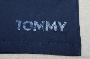 2x dívčí trička Tommy Hilfiger vel. 140 - 11